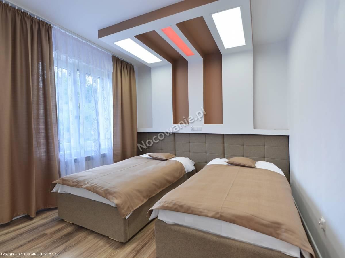 Комплексы для отдыха с коттеджами/бунгало Jaworina- Apartamenty, Domki i Pokoje Солина-14