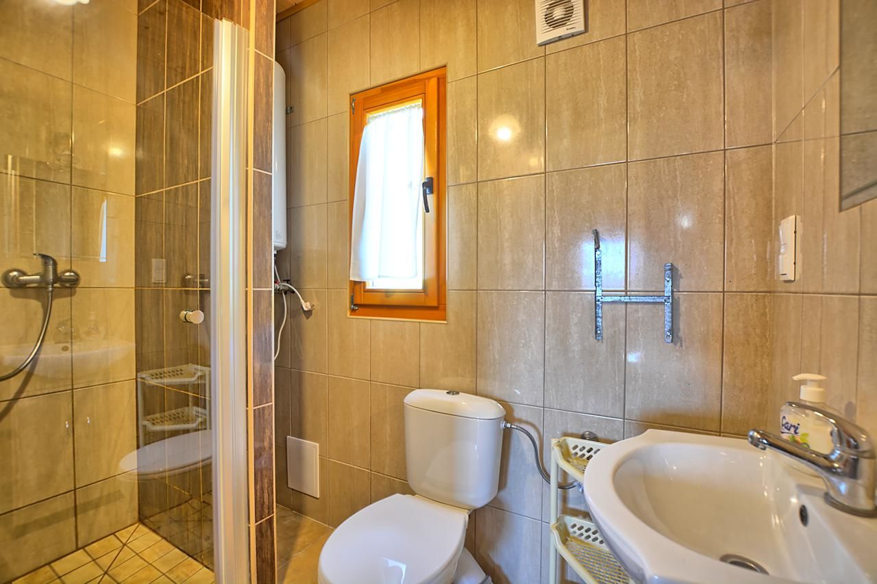 Комплексы для отдыха с коттеджами/бунгало Jaworina- Apartamenty, Domki i Pokoje Солина-29