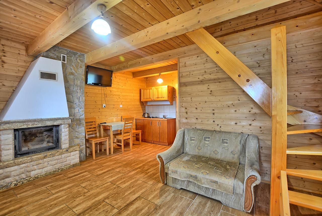 Комплексы для отдыха с коттеджами/бунгало Jaworina- Apartamenty, Domki i Pokoje Солина-30