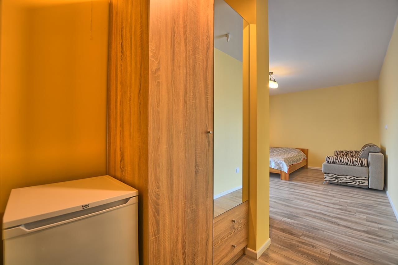 Комплексы для отдыха с коттеджами/бунгало Jaworina- Apartamenty, Domki i Pokoje Солина-31