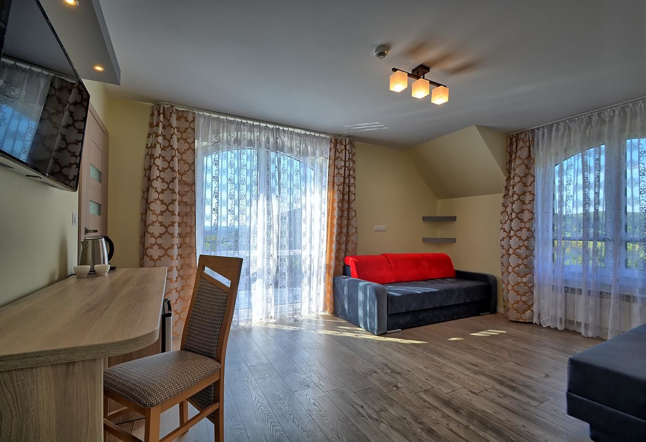 Комплексы для отдыха с коттеджами/бунгало Jaworina- Apartamenty, Domki i Pokoje Солина-41