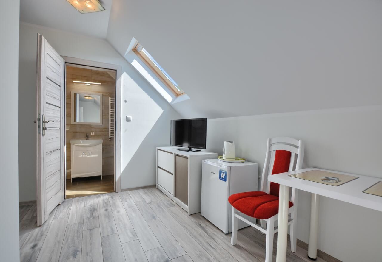 Комплексы для отдыха с коттеджами/бунгало Jaworina- Apartamenty, Domki i Pokoje Солина-7