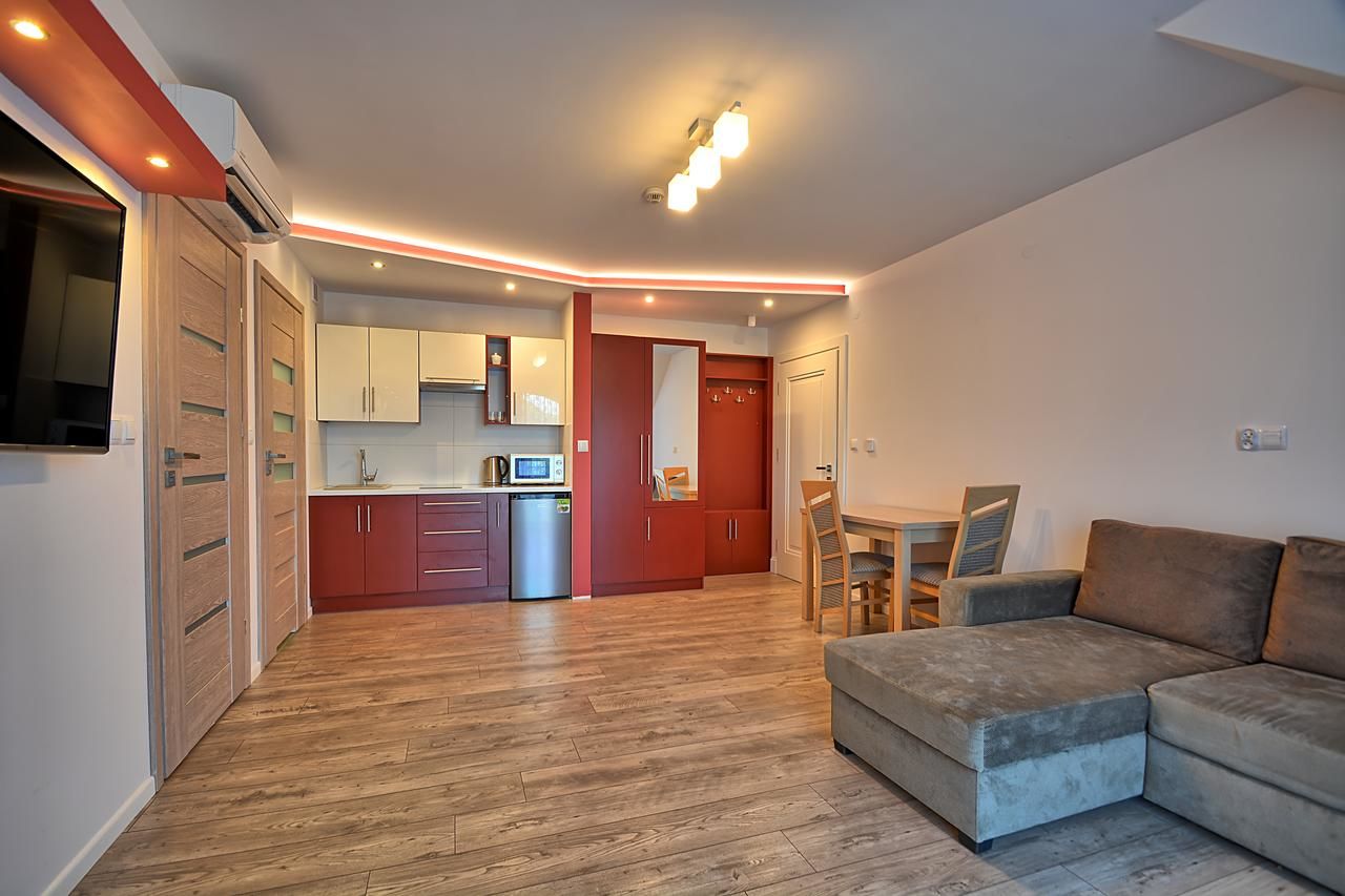 Комплексы для отдыха с коттеджами/бунгало Jaworina- Apartamenty, Domki i Pokoje Солина-44